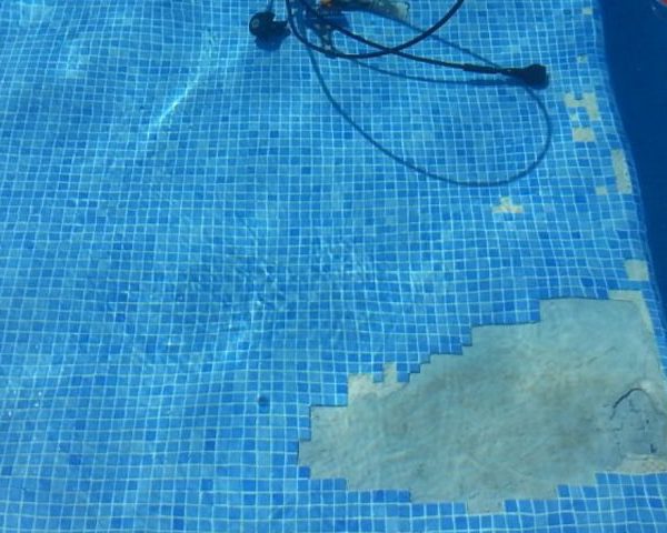 reparación del gresite de piscinas sin vaciar el agua